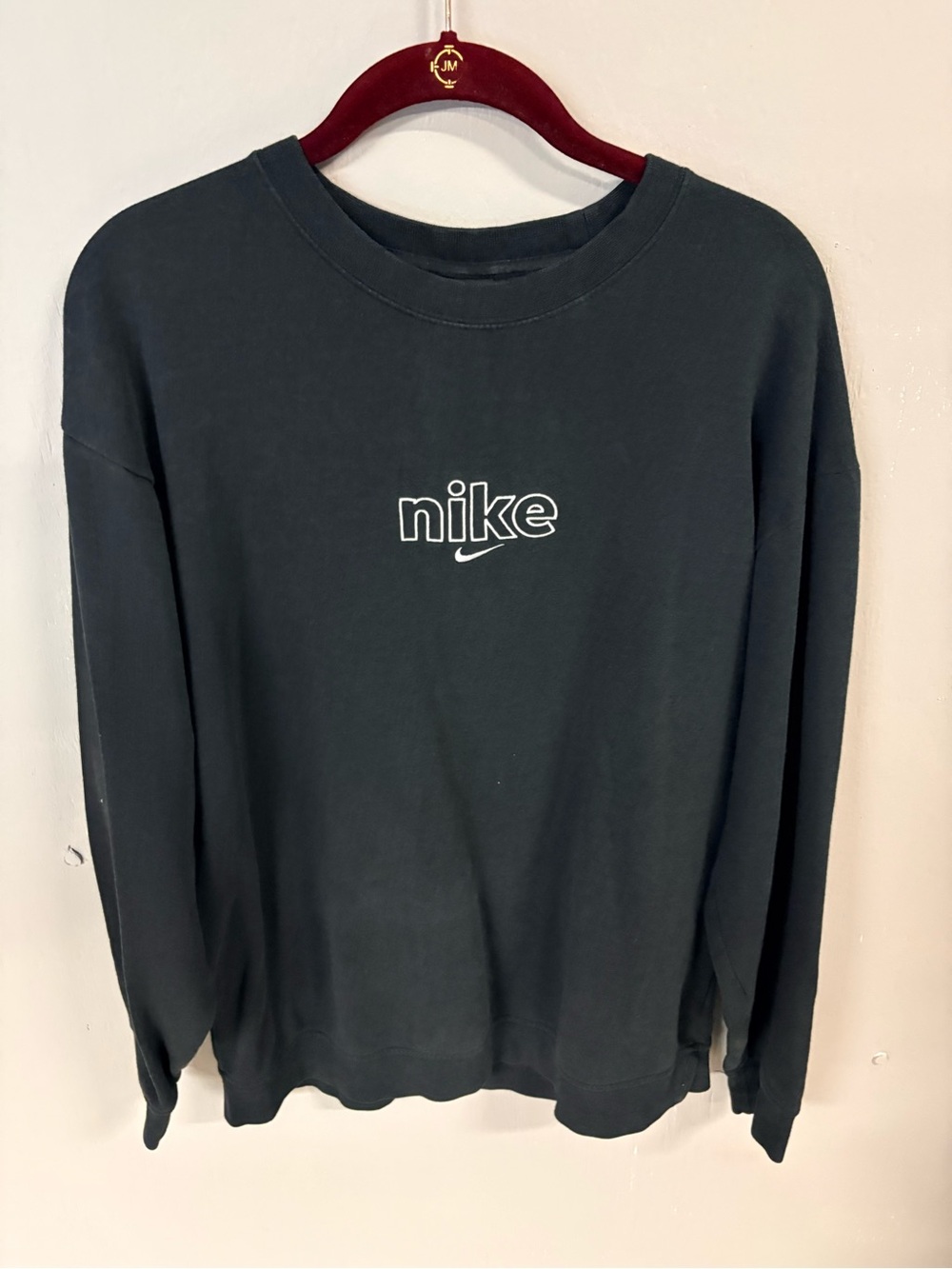 Nike Black Womens vintage Logo Crewneck Sweater medium